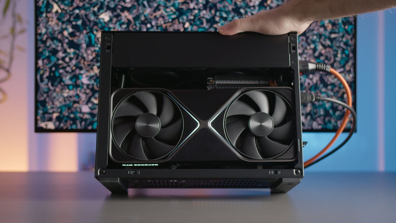 Maxed-out A4-H2O 5090 build