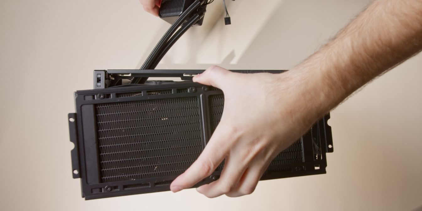 A4-H2O Silent Loop 3 radiator installation