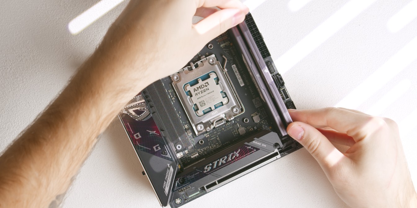 t1 5090 mobo ram