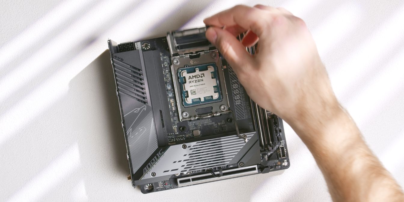 AMD Ryzen 5 9600X