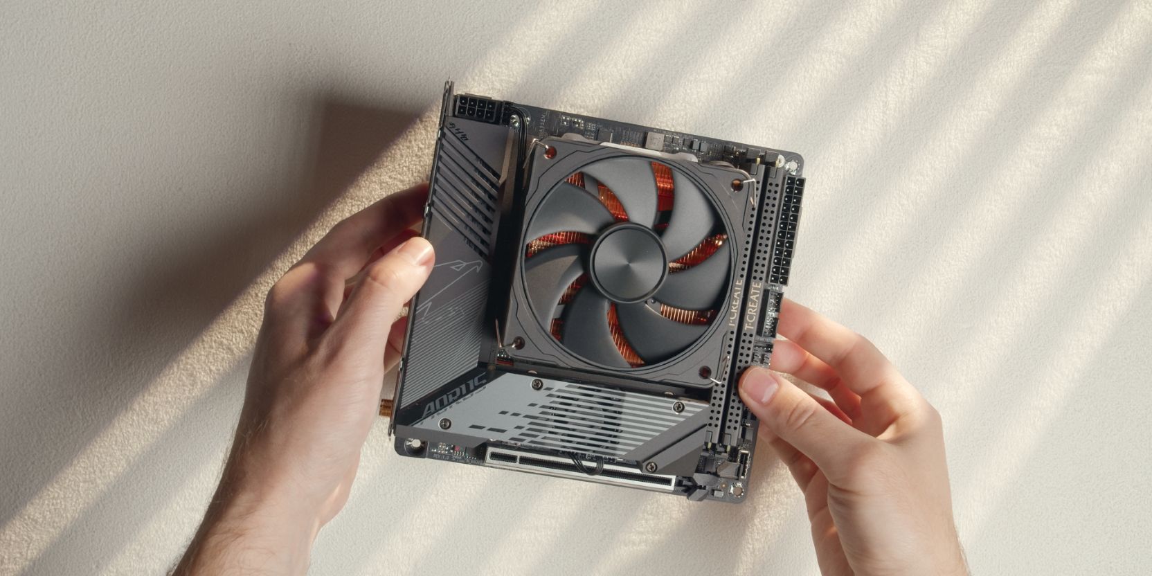 AORUS B650I X53 Full Copper