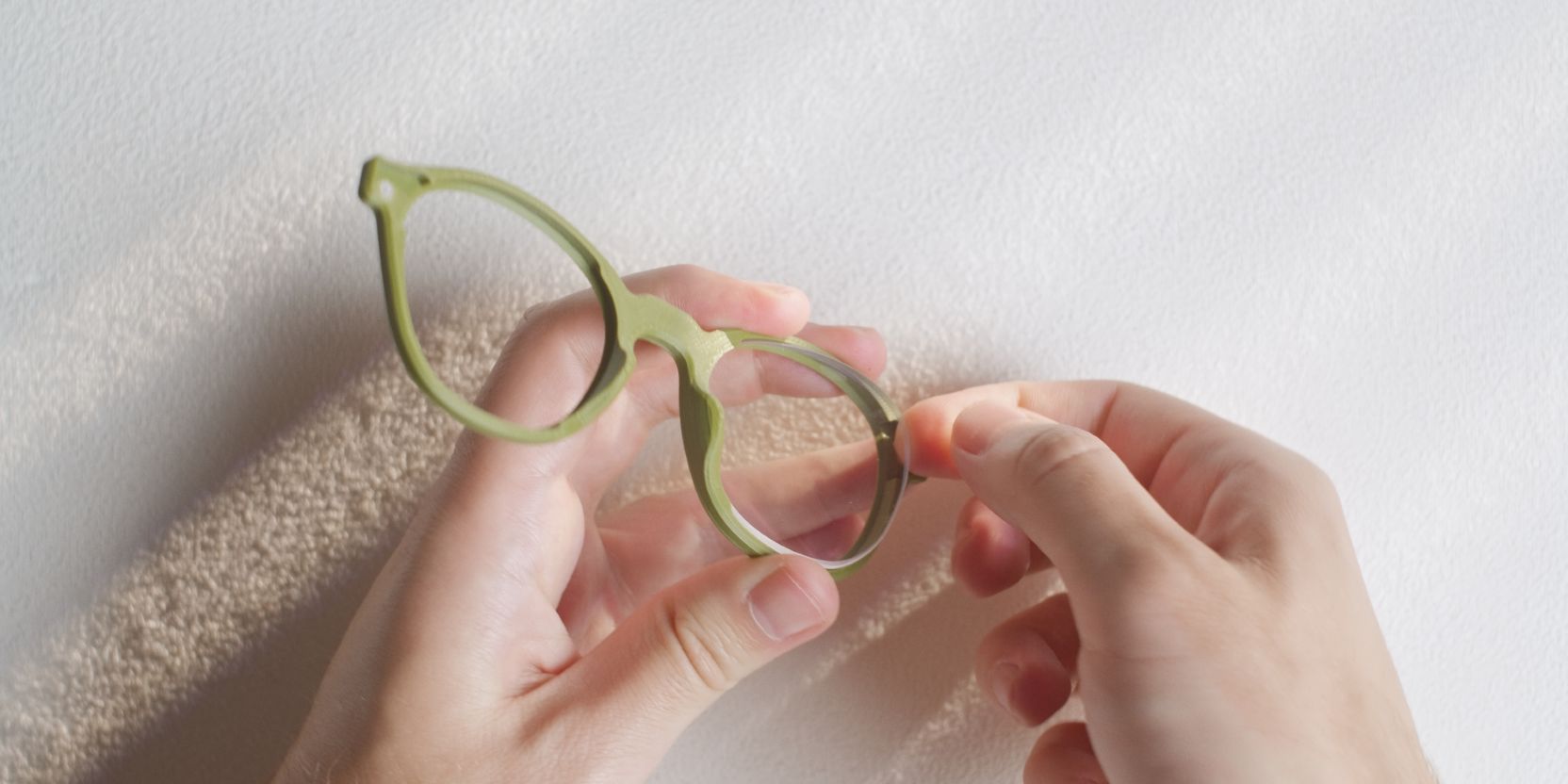 Hitomi frames lens removal