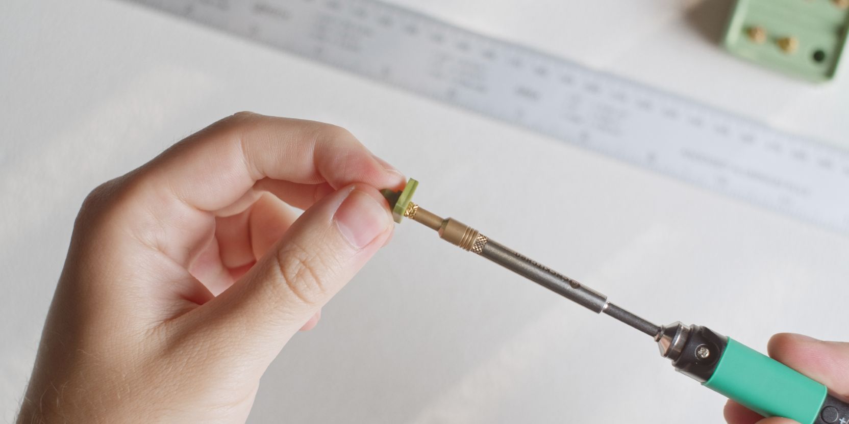 Inserting heat set inserts