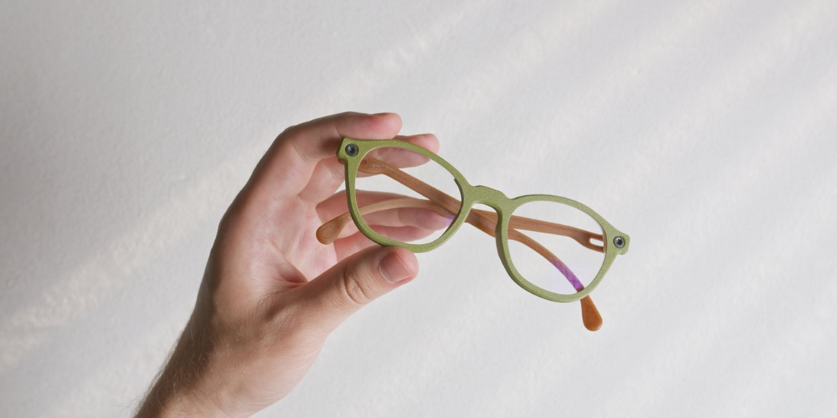 EIGA Hitomi Frames - Olive Green