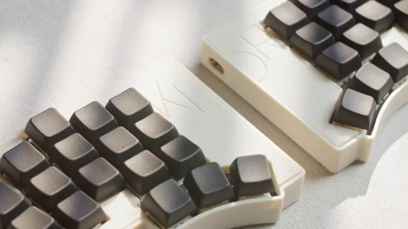 The KLOR wireless keyboard